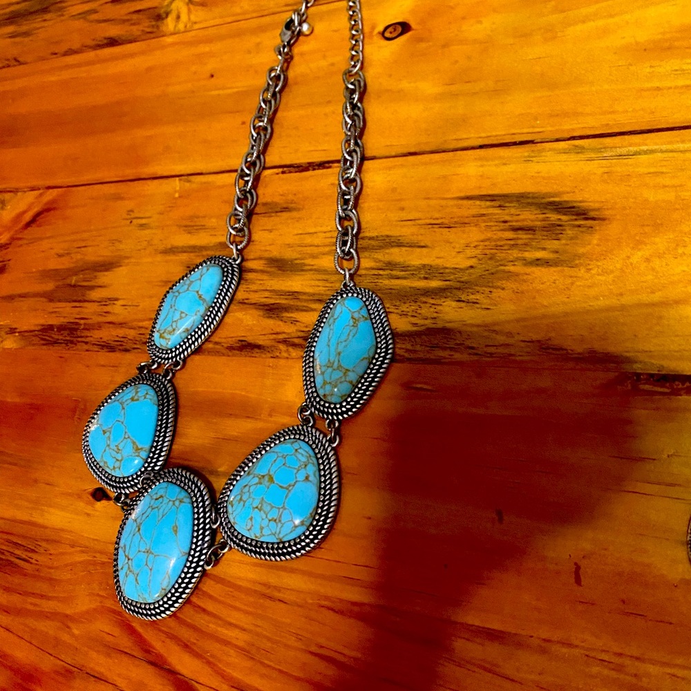 Premier Designs convertible turquoise necklace/earrings set - Picture 2 of 11